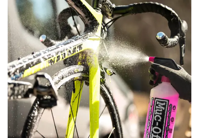 nettoyant-muc-off-pour-velo-biodegradable-bike-cleaner-cycles-dumon-woluwe-4.webp